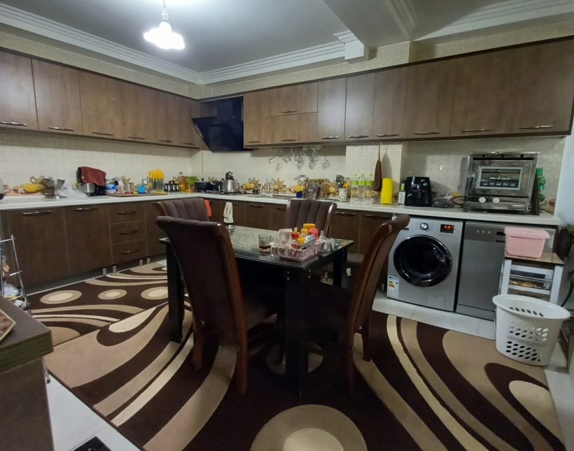 آپارتمان ساحلی کم سن فول امکانات در منطقه تهرانی نشین شمال | 154 متر