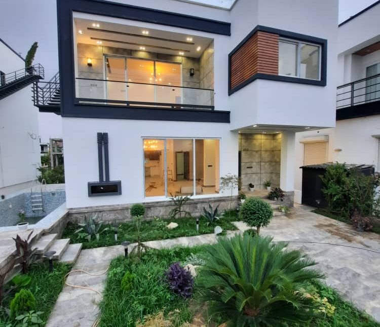 خرید ویلا 380 متری دوبلکس نما مدرن شهرکی | ۳۸۰ متر