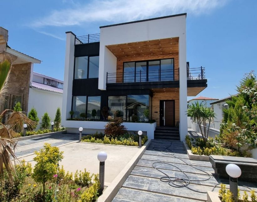 خرید ویلا مدرن ۴ خواب با ویو جنگلی | 270 متر