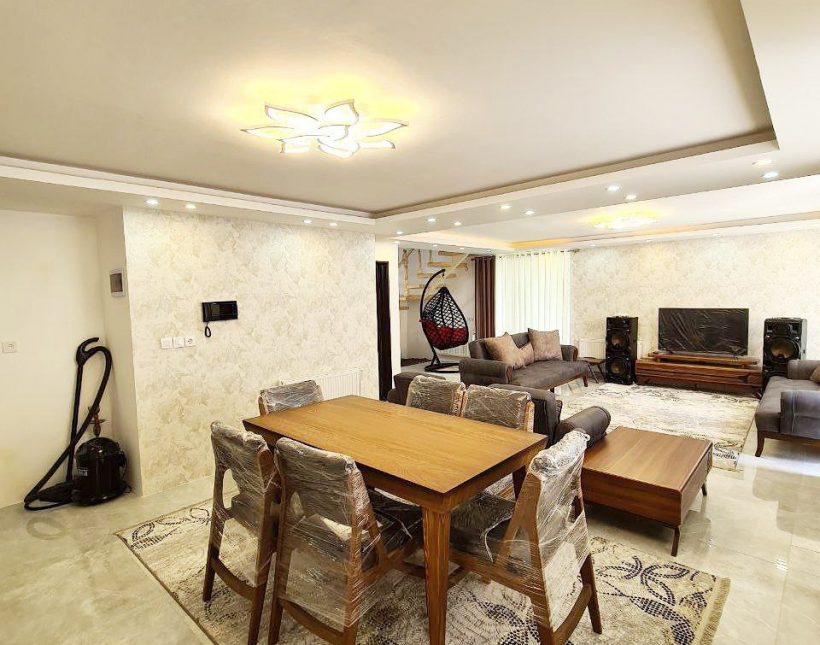 خرید ویلا باغ 1200 متری استخر دار | 1200 متر