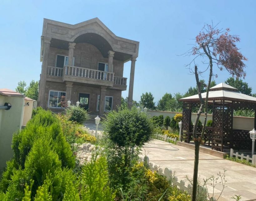 خرید ویلا دوبلکس کلاسیک جنگلی | ۳۰۰ متر