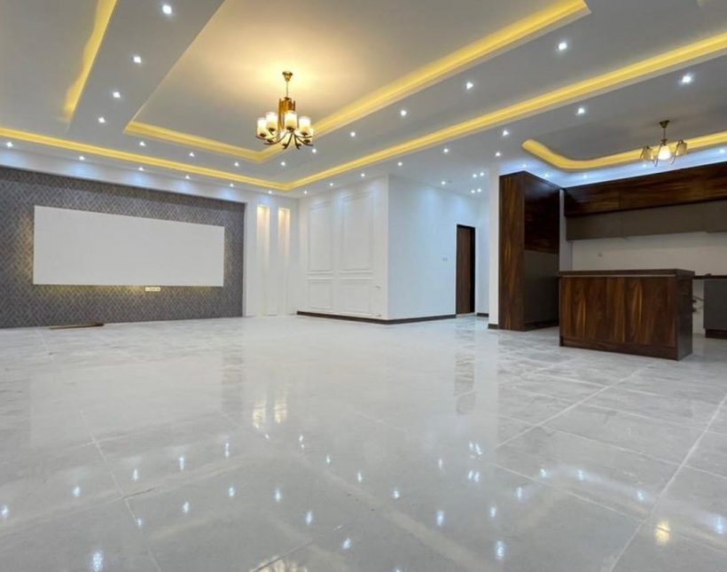 خرید ویلا استخر دار ۳۰۰ متری ۳ خوابه | ۳۰۰ متر
