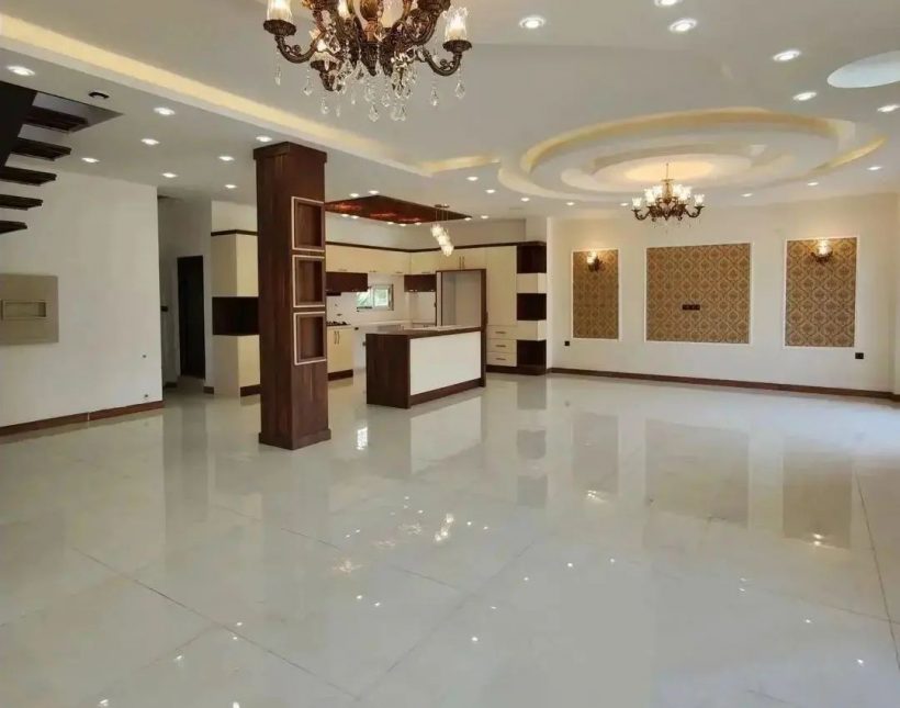 خرید ویلا نما کلاسیک لوکیشن بینظیر | ۳۵۰ متر