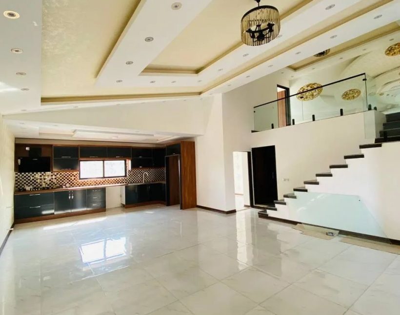 خرید ویلا نما مدرن ویو جنگل 270 متری | 270 متر