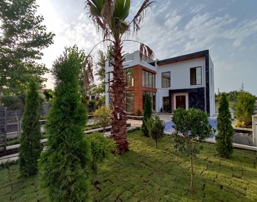 خرید ویلا استخر دار 350 متری شهرکی آپادانا | 350 متر