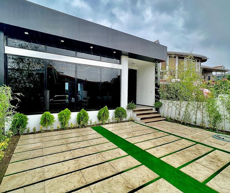 خرید ویلای مدرن سند دار چمستان | ۲۰۰ متر