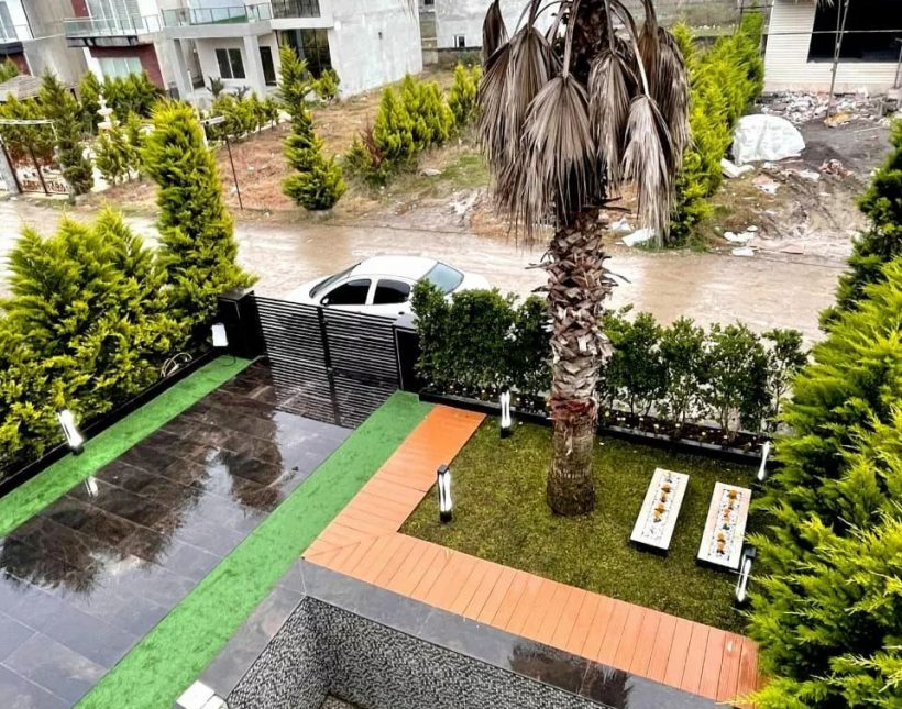 خرید ویلا تریبلکس نما مدرن استخر دار | 300 متر