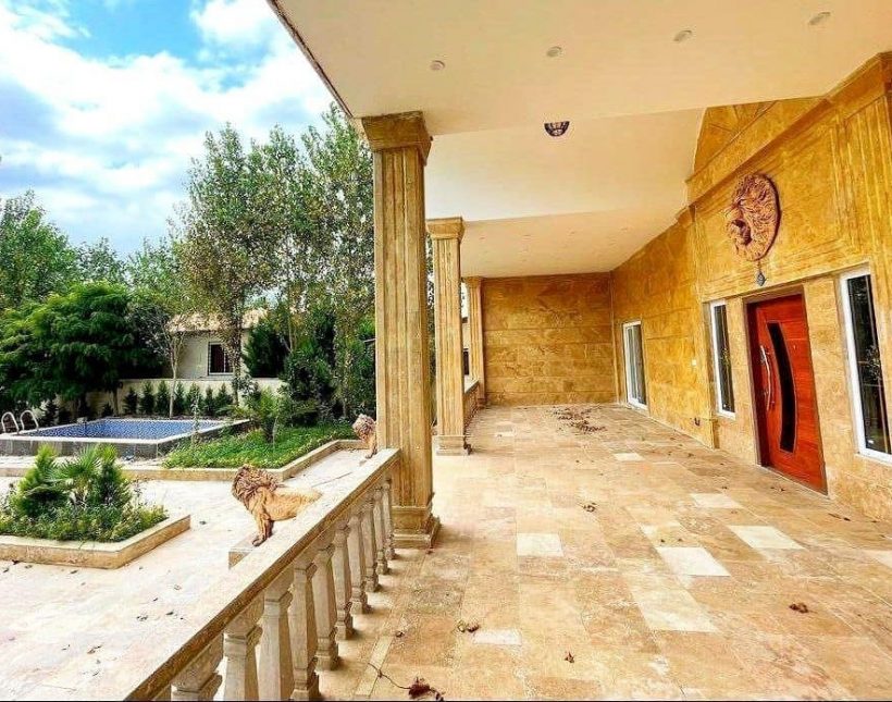 خرید ویلا باغ لاکچری استخر دار | ۶۰۰ متر