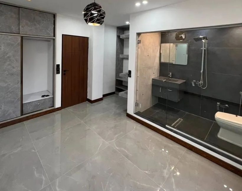 فروش ویلا تریبلکس نما مدرن شهرکی | 300 متر