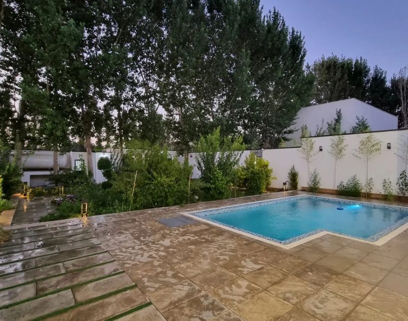 خرید ویلا دوبلکس نما مدرن استخر دار با حیاط سازی عالی | 330 متر