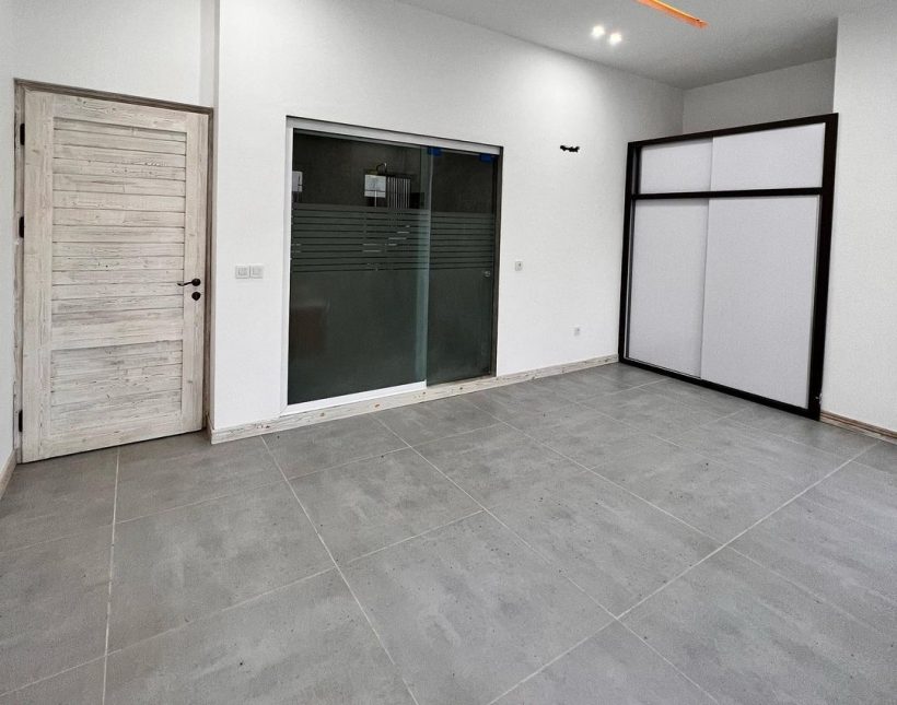 خرید ویلای تریپلکس نما مدرن جنگلی چمستان | ۳۰۰ متر