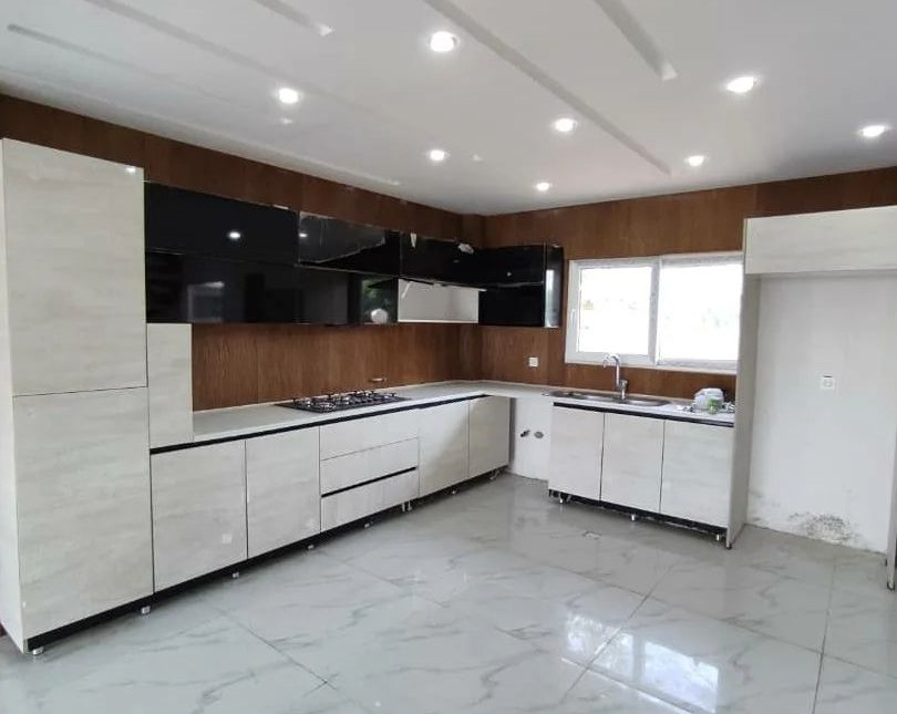فروش ویلا 300 متری استخردار چمستان | ۳۰۰ متر