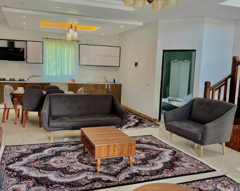 فروش ویلا 250 متری استخر دار چمستان | ۲۵۰ متر