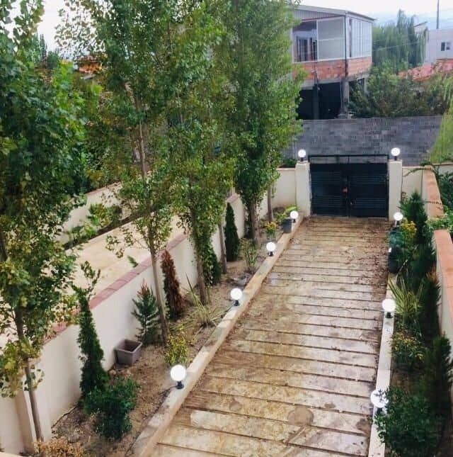 فروش ویلا 2 خوابه 200 متری چمستان | ۲۰۰ متر