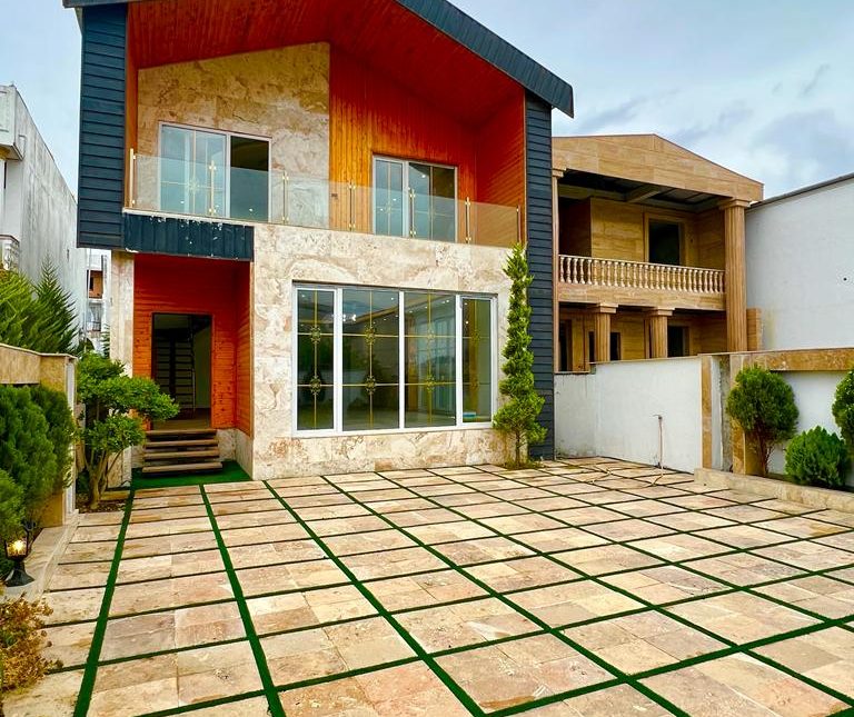 فروش ویلا نما مدرن استخر دار | 270 متر