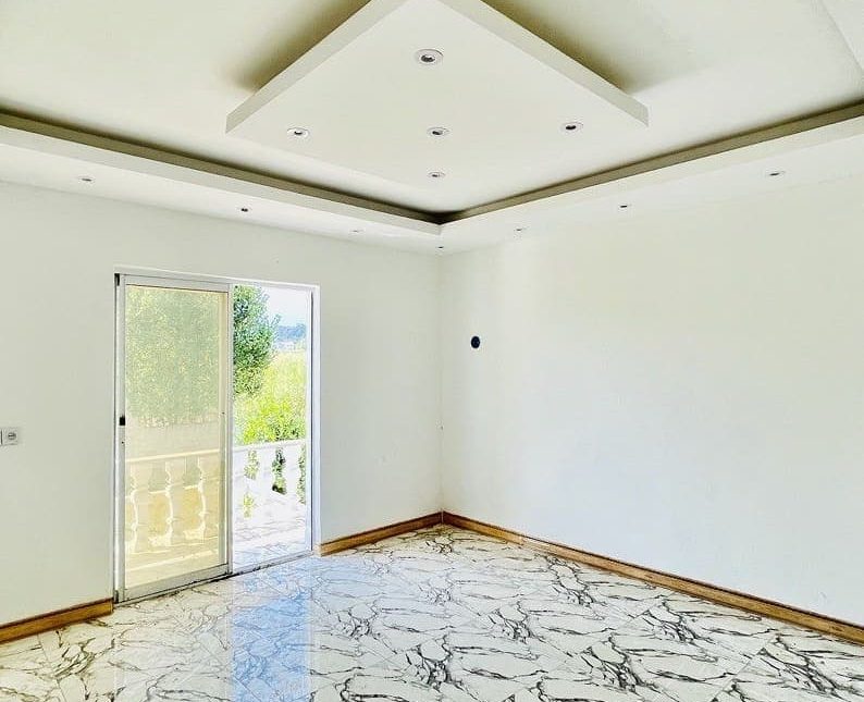 خرید ویلا چمستان استخر دار شهرکی | 320 متر