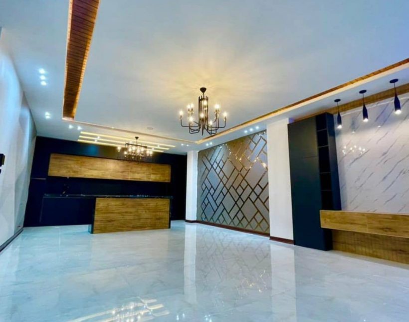 خرید ویلا تریبلکس نما مدرن 300 متری استخر دار شهرکی | 290 متر