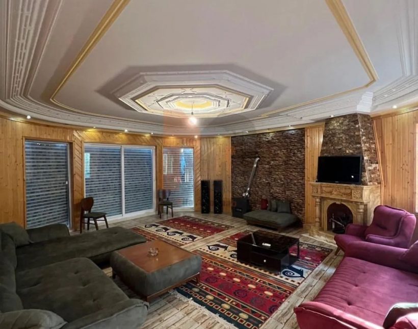 فروش فوری ویلا باغ 830 متری استخر دار چمستان | 830 متر