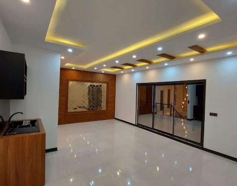 خرید ویلا دوبلکس نما مدرن 240 متری شهرکی استخر داخل | 240 متر