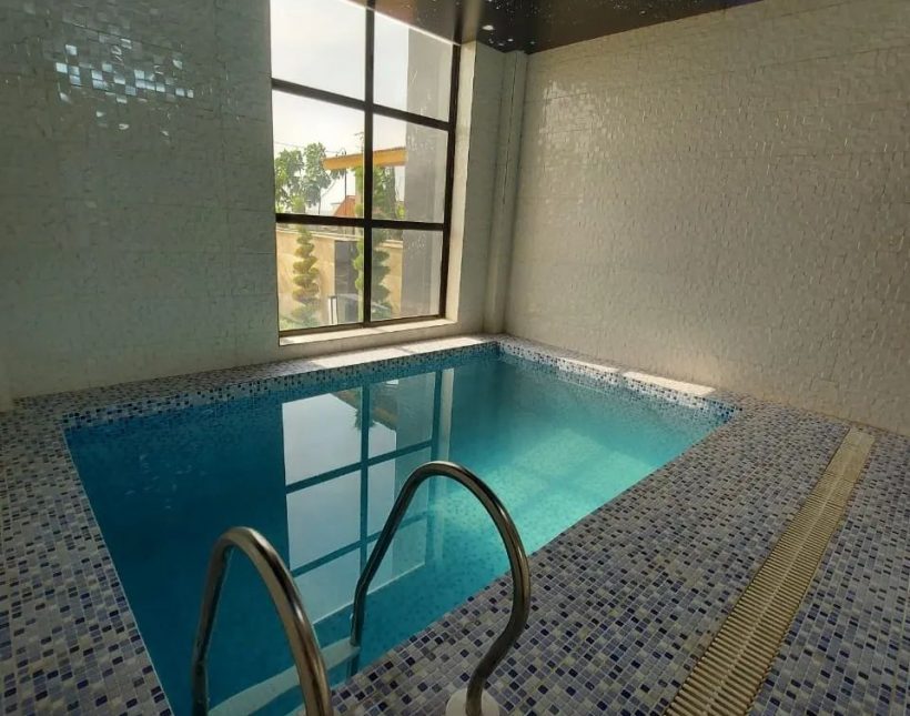 خرید ویلا دوبلکس نما مدرن 240 متری شهرکی استخر داخل | 240 متر