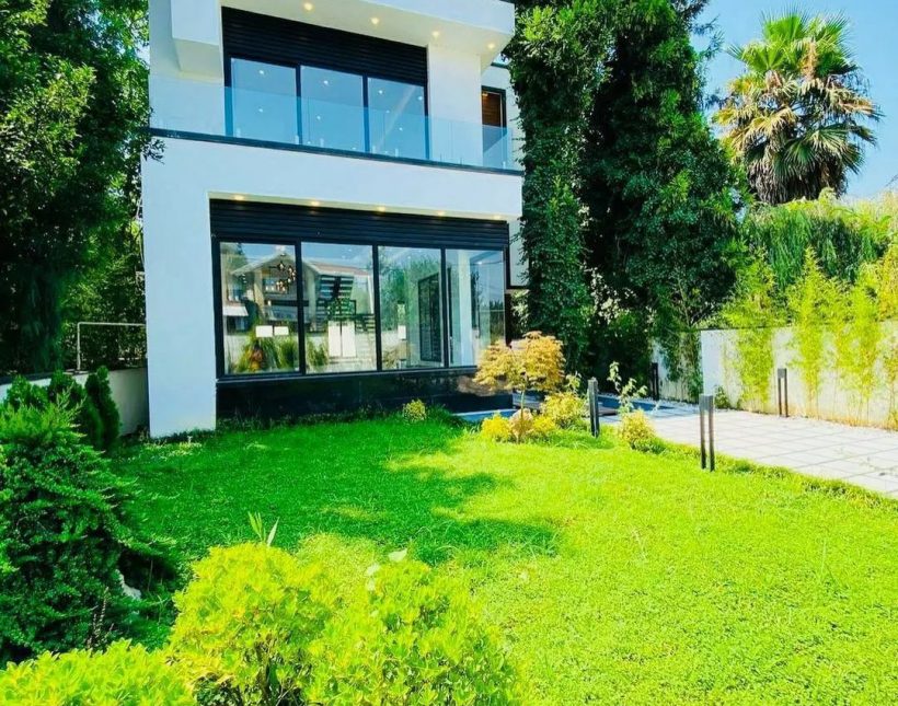 خرید ویلا تریبلکس نما مدرن جنگلی نور | 280 متر