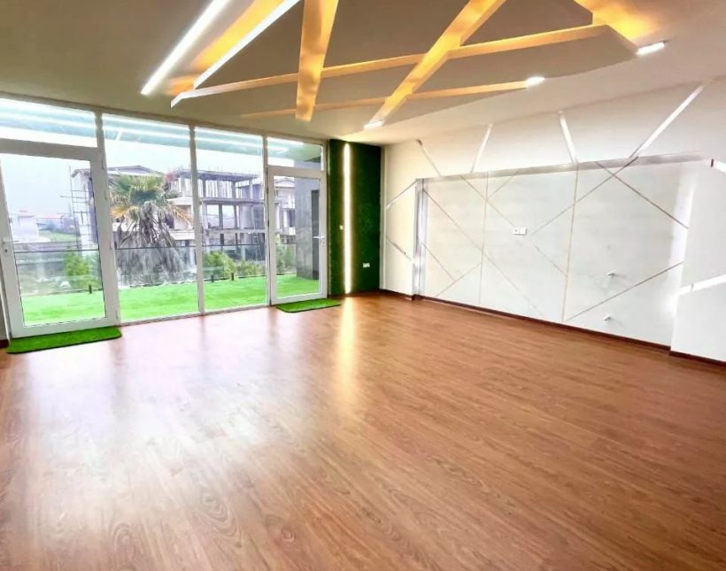 خرید ویلا تریبلکس نما مدرن 300 متری استخر دار | 300 متر