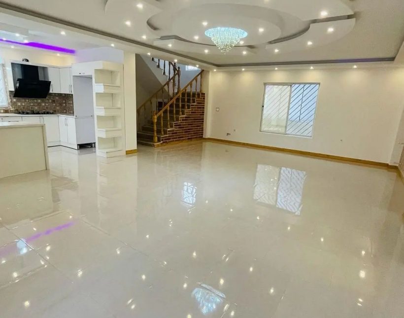 فروش ویژه ویلا باغ شهرکی با نگهبانی 24 ساعت | 270 متر
