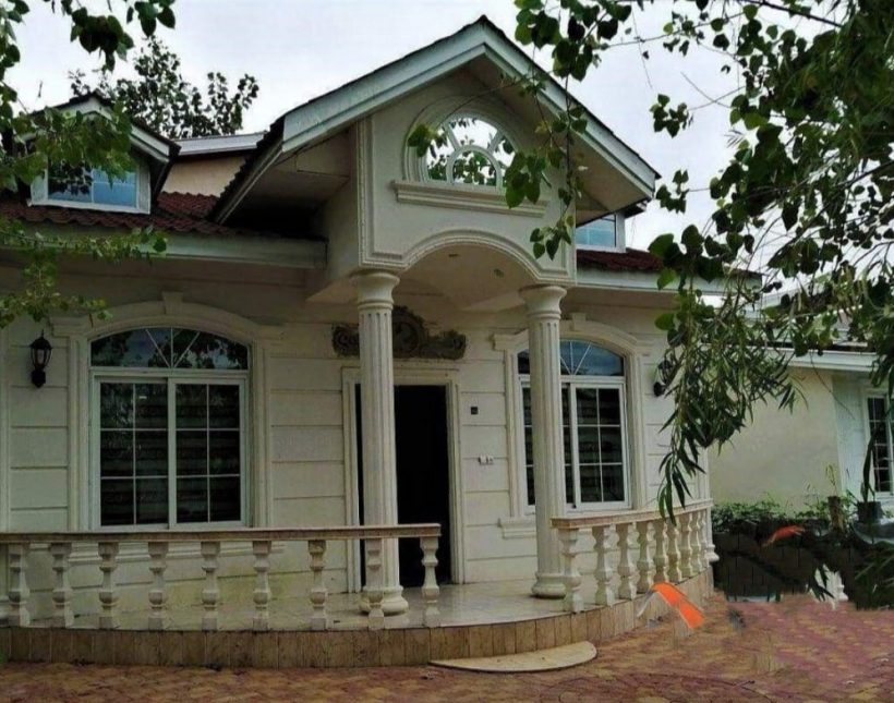 خرید ویلا نما انگلیسی 300 متری 3 خواب سند دار در نور | ۳۰۰ متر