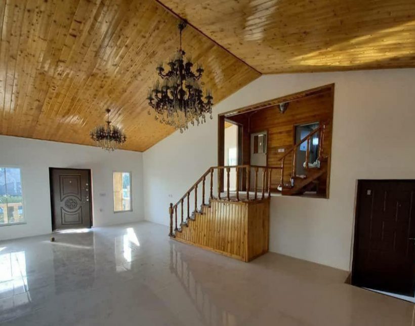 خرید ویلا نیم پیلوت 250 متری نما سنگ مهندسی ساز در نور | ۲۵۰ متر