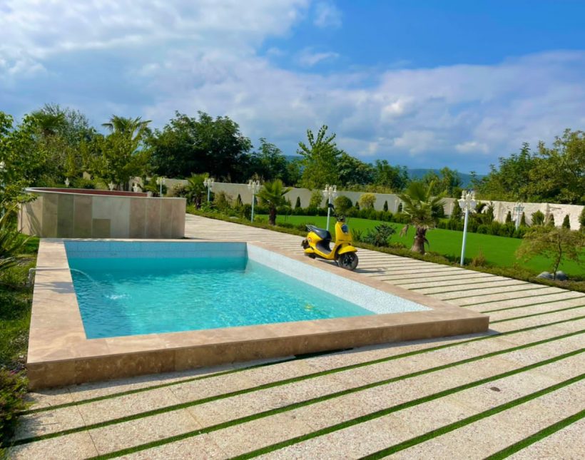 فروش ویژه ویلا باغ با 2000 متر زمین | ۲۰۰۰ متر