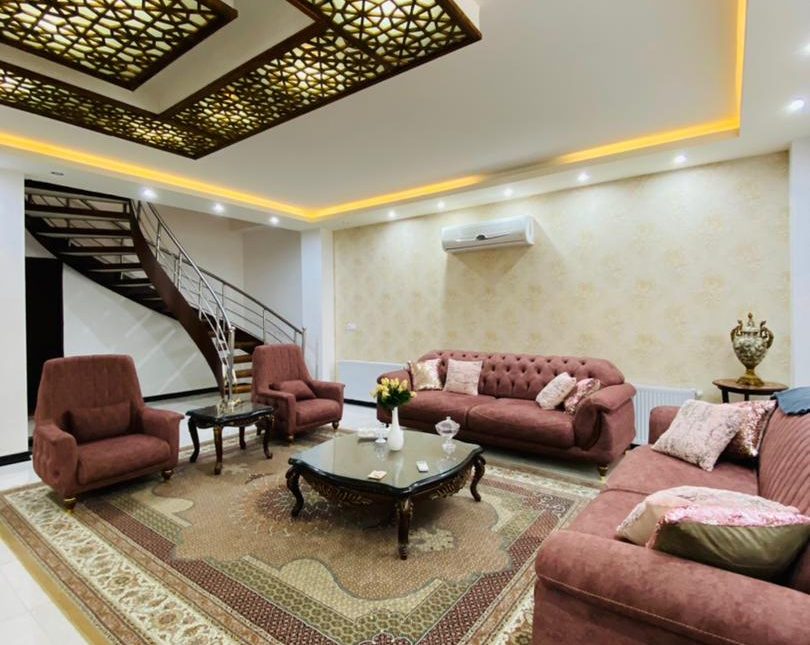 خريد کاخ ویلا استخر دار شیک سند دار | ۳۴۰ متر