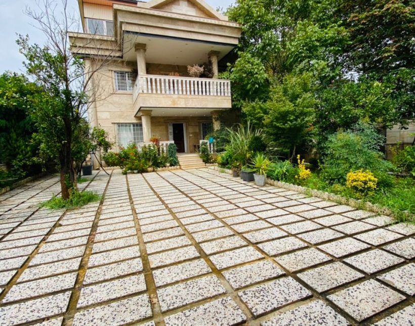 فروش ویژه ویلا نمای کلاسیک با استخر داخلی | ۴۱۰ متر