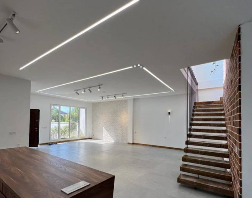 خرید ویلا مدرن 300 متری منطقه جنگلی نوساز در رویان | 300 متر