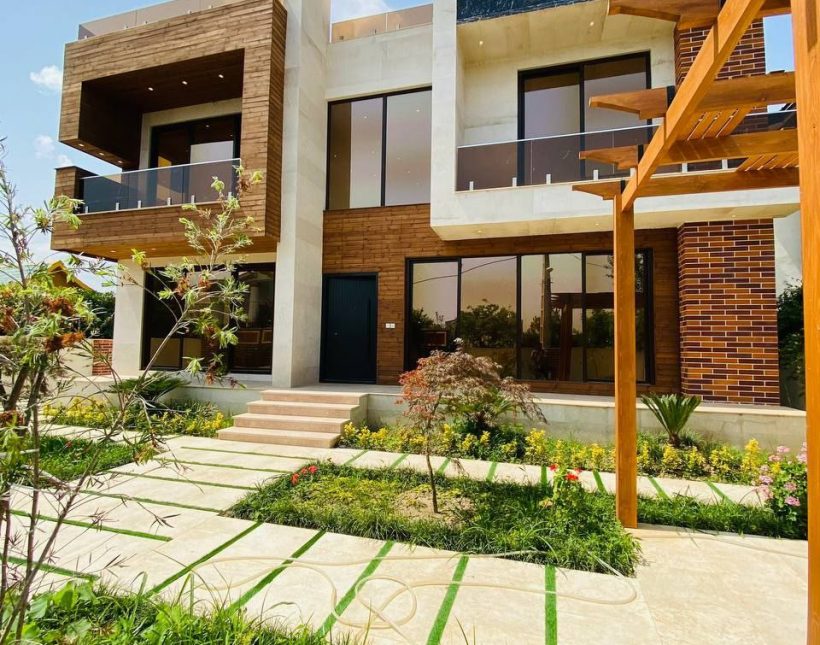 خرید ویلا در شمال 340 متری سند دار | 340 متر