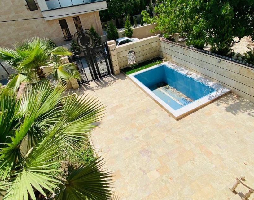 خرید ویلا 300 متری استخر دار نما رومی | ۳۰۰ متر