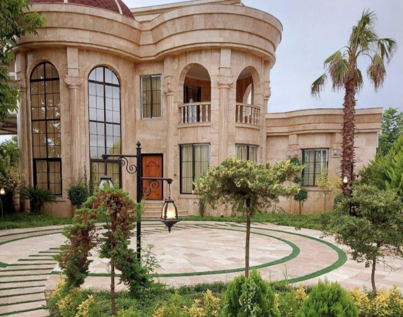 خرید ویلا نما رومی جنگلی داخل شهرک برند در سعادت آباد | ۳۵۰ متر