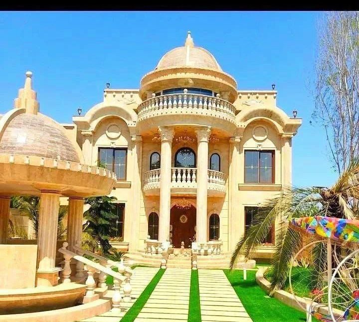 خرید کاخ ویلا کلاسیک استخر دار | ۵۳۰ متر