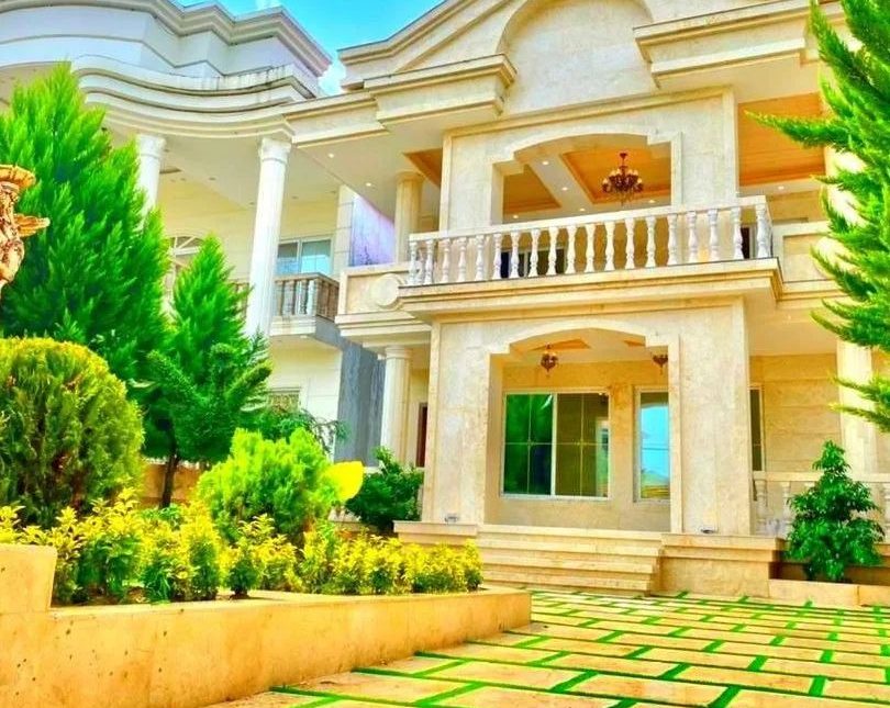 خرید ویلا دوبلکس استخر دار با 300 متر زمین | ۳۰۰ متر