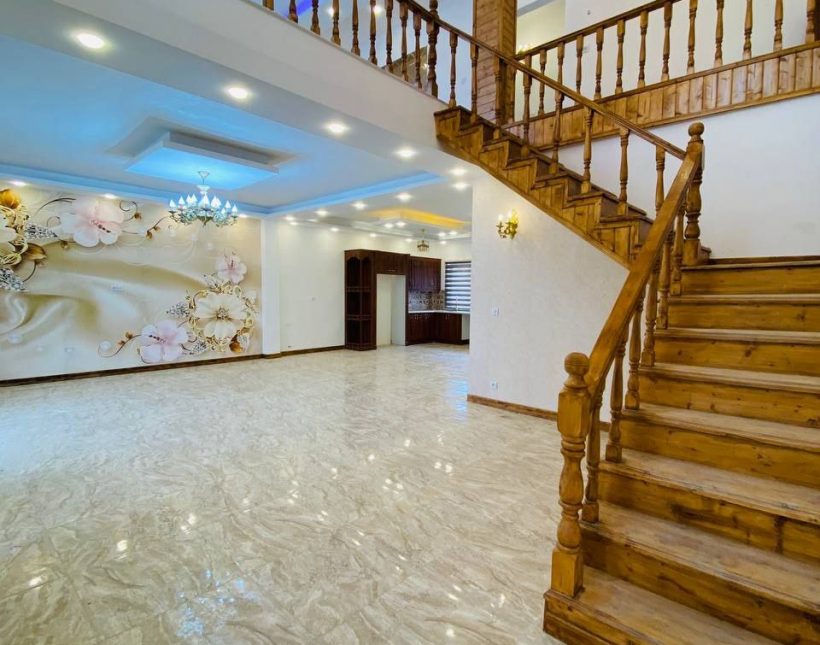 خرید ویلا دوبلکس استخر دار سند تک برگ | 320 متر