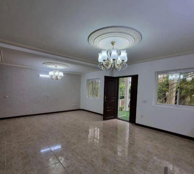 فروش ویلا جنگلی نما مدرن با حیاط سازی سرسبز | 300 متر