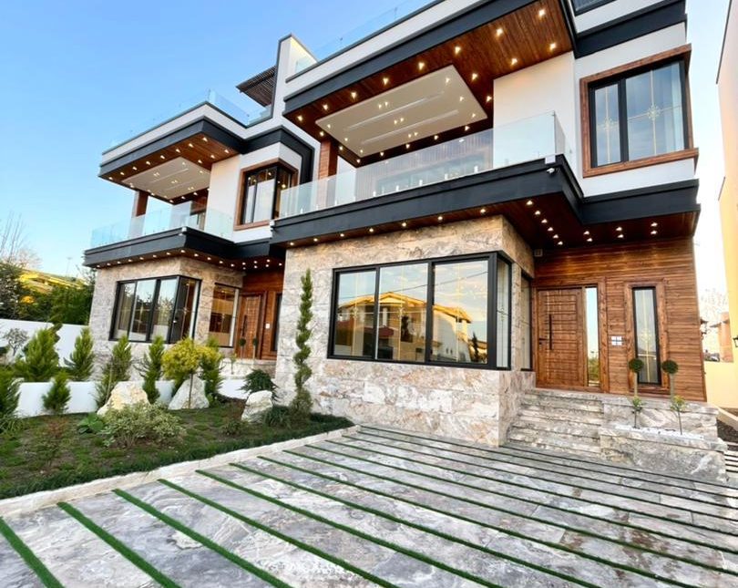 خرید ویلا 350 متری سند دار نزدیک به جنگل | 360 متر