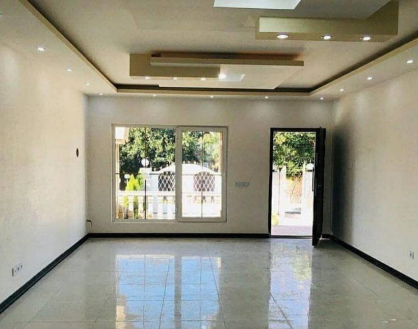 خرید ویلا نما سنگ 250 متری 3 خواب در نور | ۲۵۰ متر