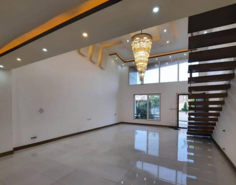 خرید ویلا دوبلکس نما مدرن استخر دار در نور | ۲۵۰ متر