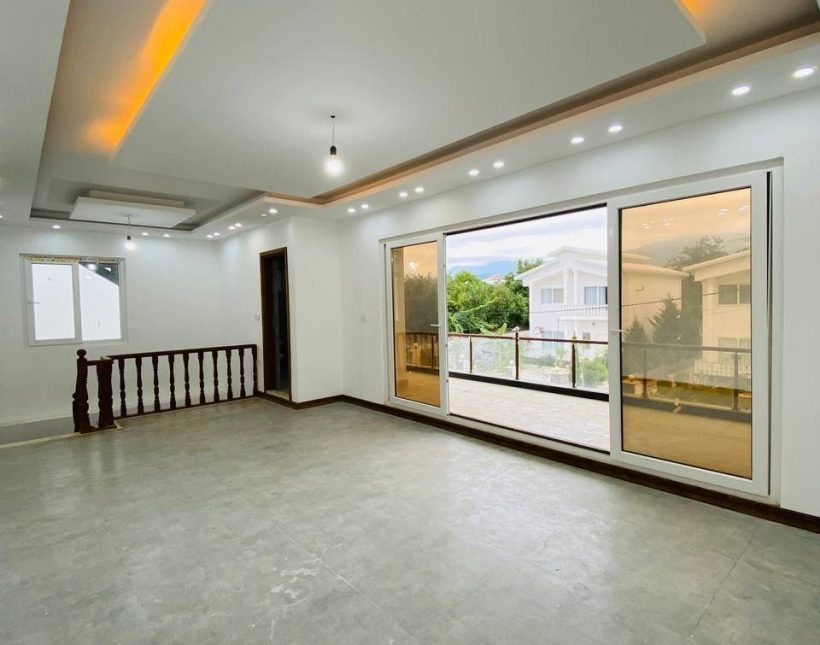 خرید ویلا 250 متری نما مدرن سند دار | ۲۵۰ متر