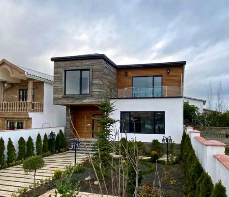خرید ویلا 300 متری نما مدرن سند دار | ۳۰۰ متر