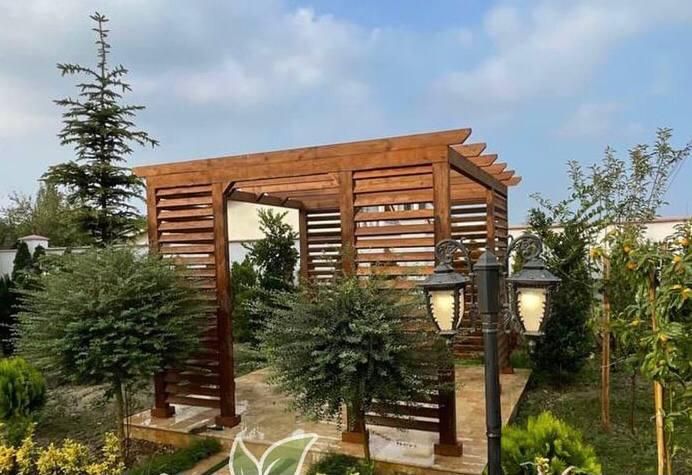 خرید ویلا 300 متری نما مدرن سند دار | ۳۰۰ متر