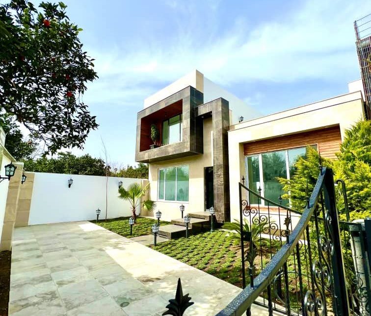 خرید ویلا 250 متری جنگلی نما مدرن | ۲۵۰ متر