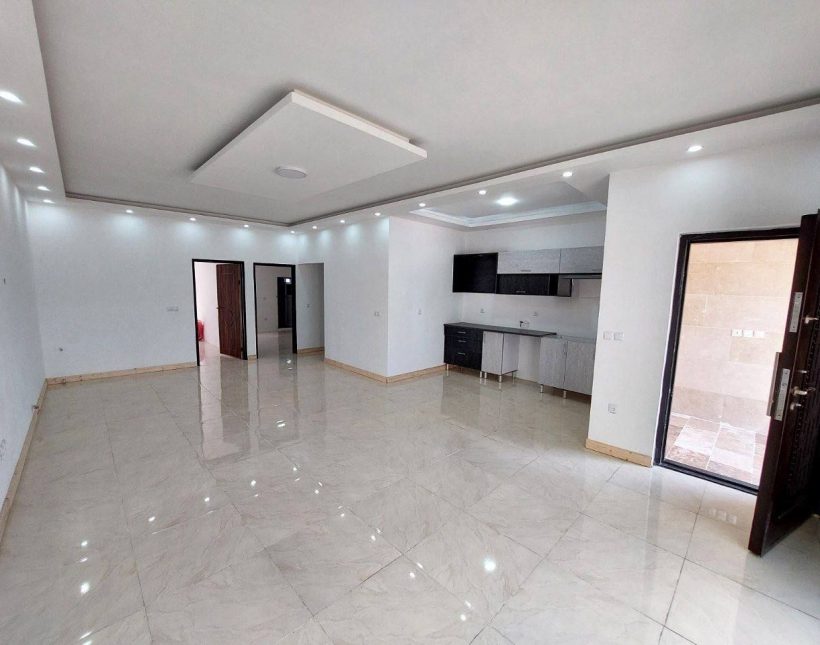 خرید ویلا 210 متری شهرکی نما مدرن | ۲۱۰ متر