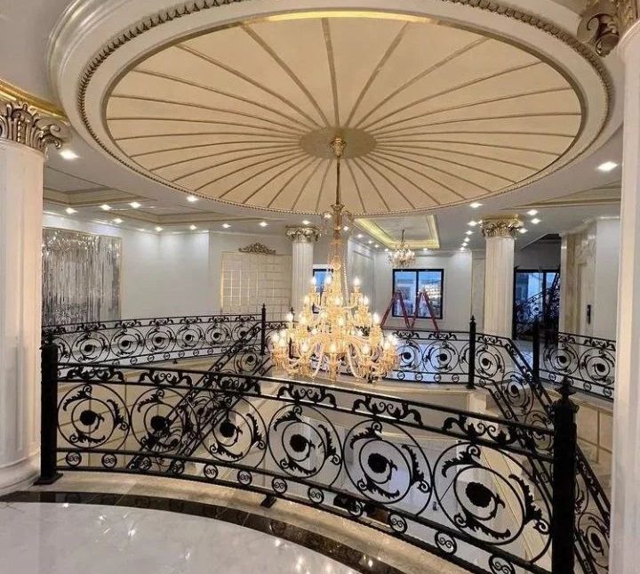 خرید کاخ ویلا استخر دار در چمستان | 700 متر