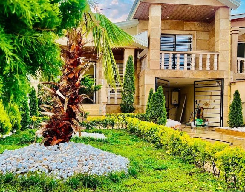 خرید ویلا نیم پیلوت سه خواب در چمستان | 250 متر